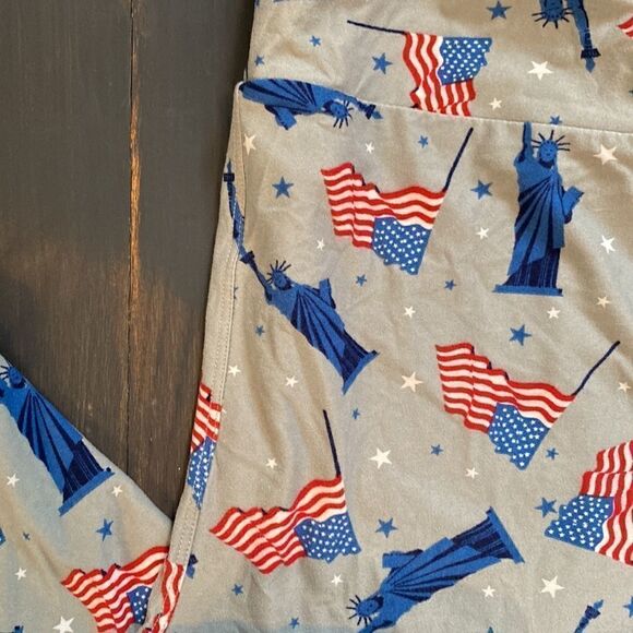 LULAROE One Size Americana Patriotic USA Legging Lot of 5 - Picture 2 of 6